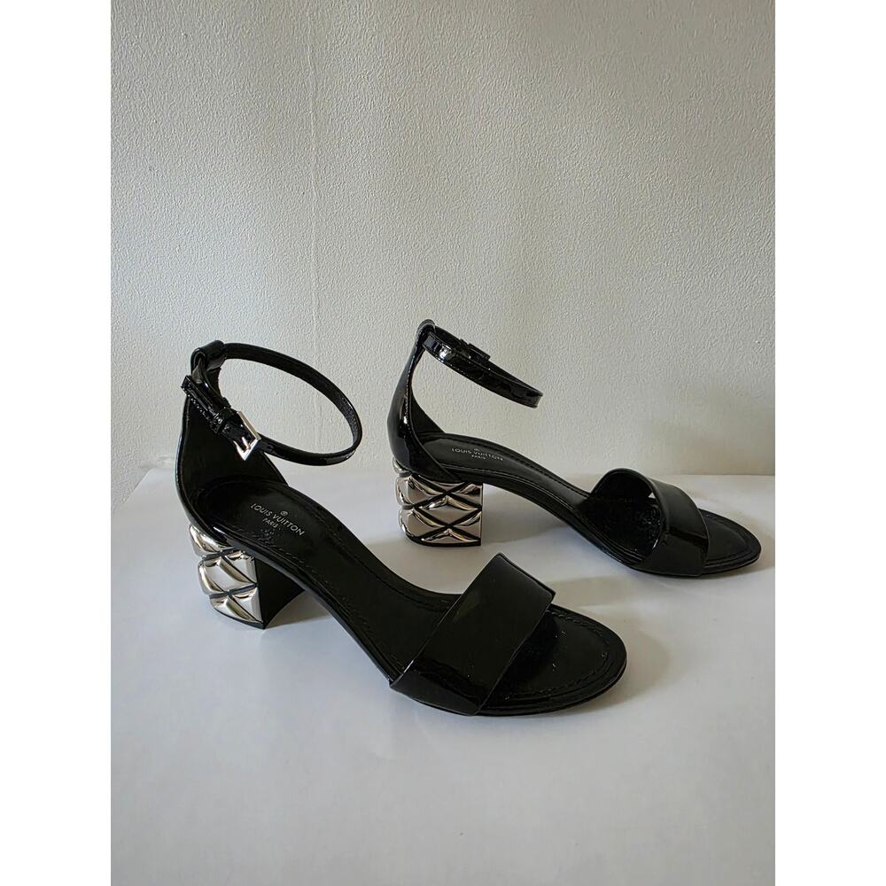 Louis Vuitton Black Patent Leather Silver-tone Sandals 36 sz - Picture 15 of 16